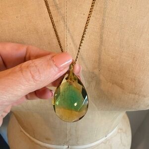 Vintage Glass Gold and Green Teardrop Pendant Necklace